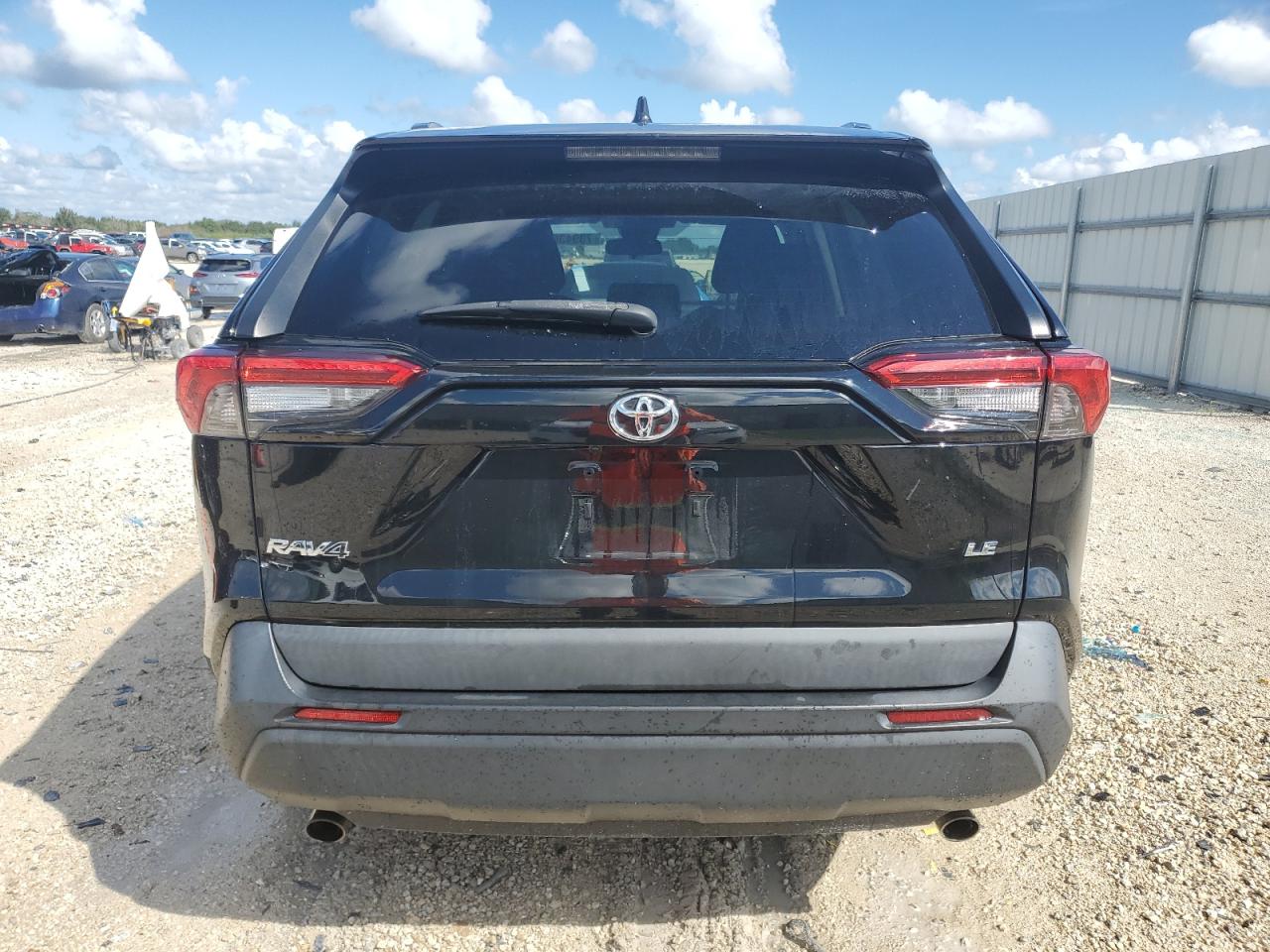 2020 Toyota Rav4 Le VIN: 2T3H1RFV7LC074962 Lot: 73943054