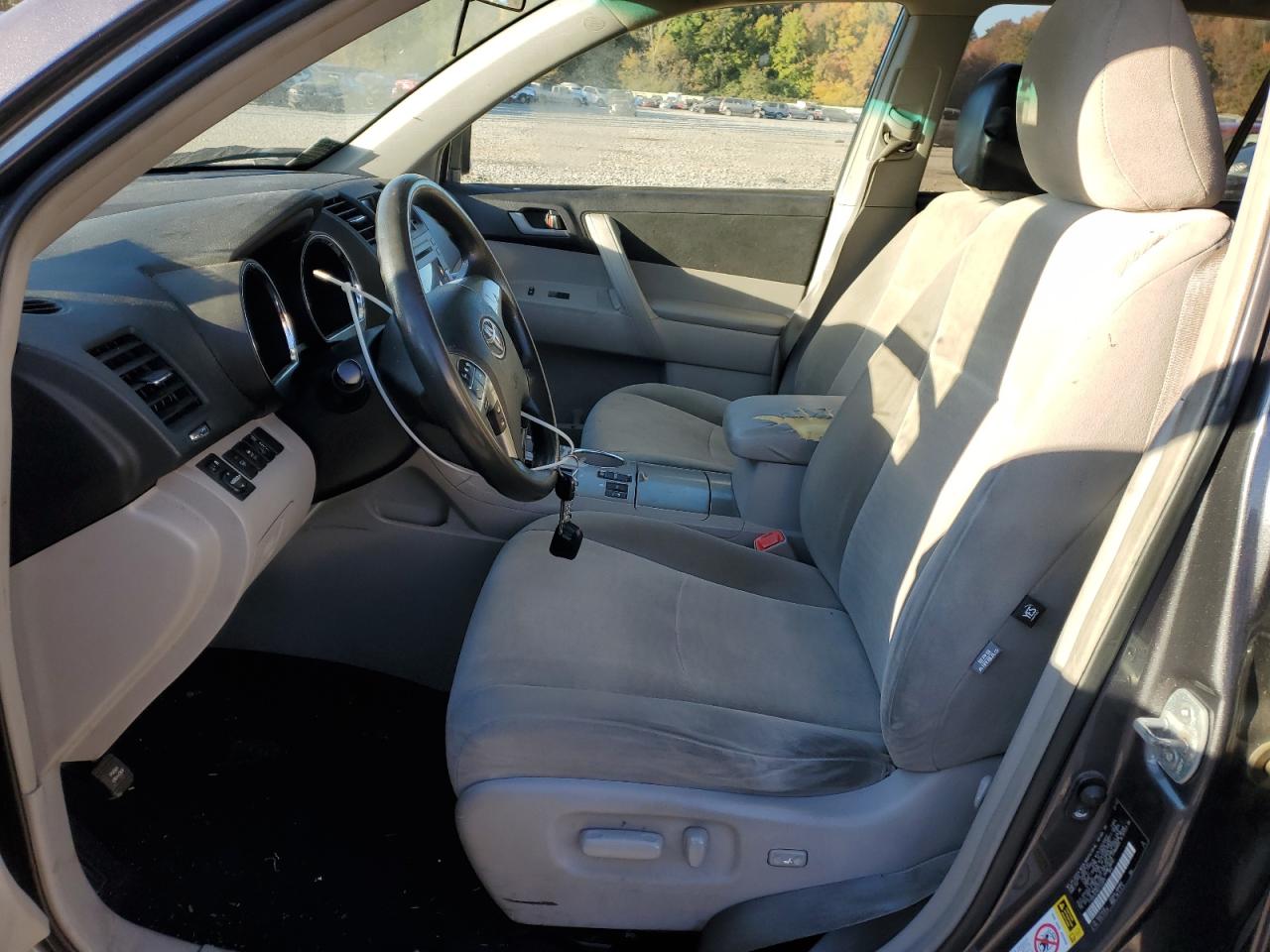 2012 Toyota Highlander Base VIN: 5TDBK3EH0CS133975 Lot: 75930014