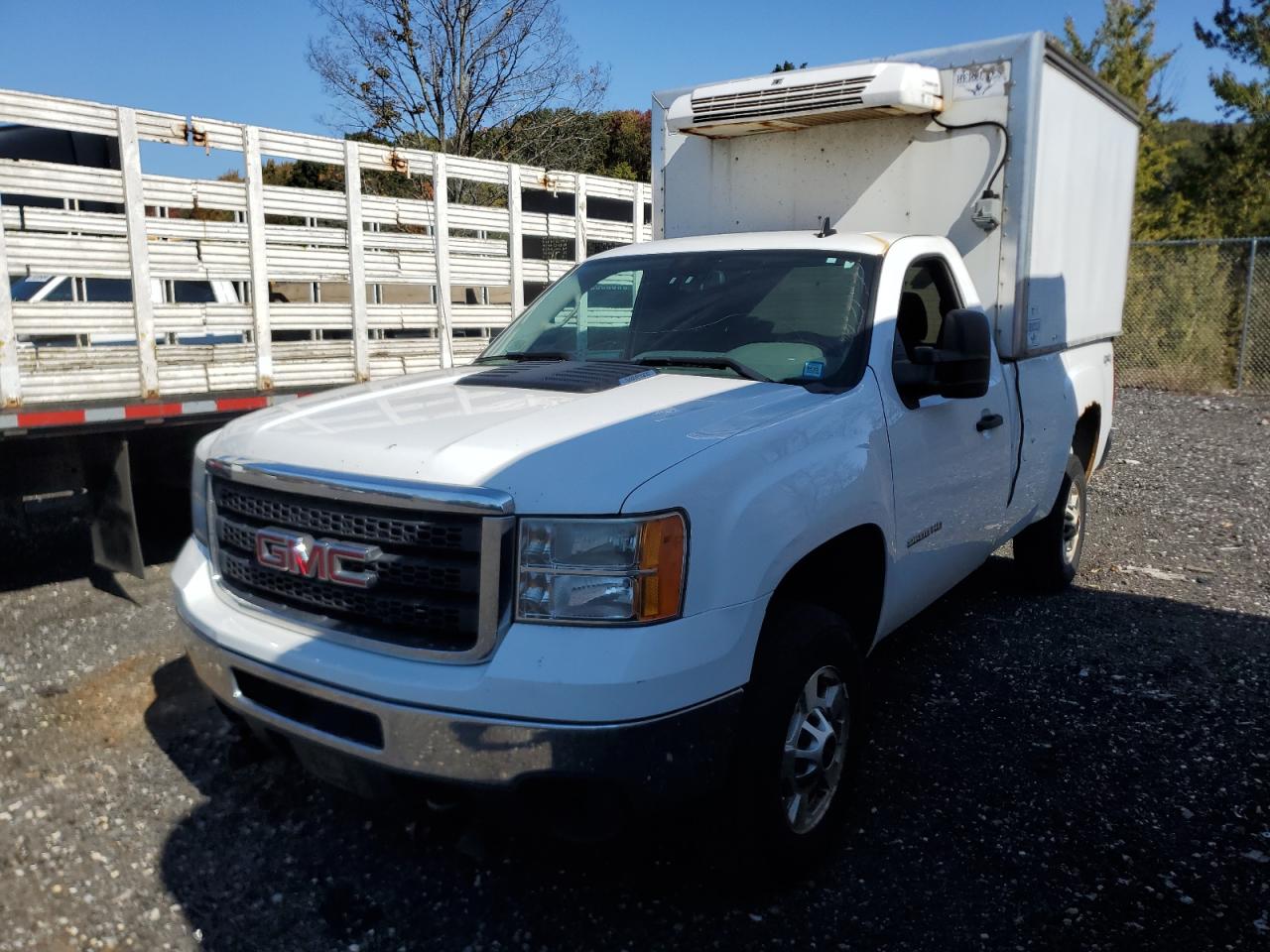 2014 GMC Sierra K2500 Heavy Duty VIN: 1GT02ZCG8EF154094 Lot: 75133294