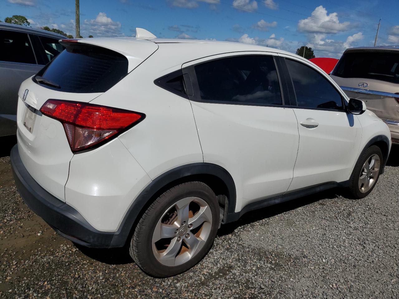 2016 Honda HR-V - Image 3