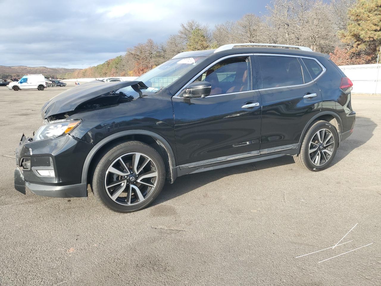 2019 Nissan Rogue - Image 1
