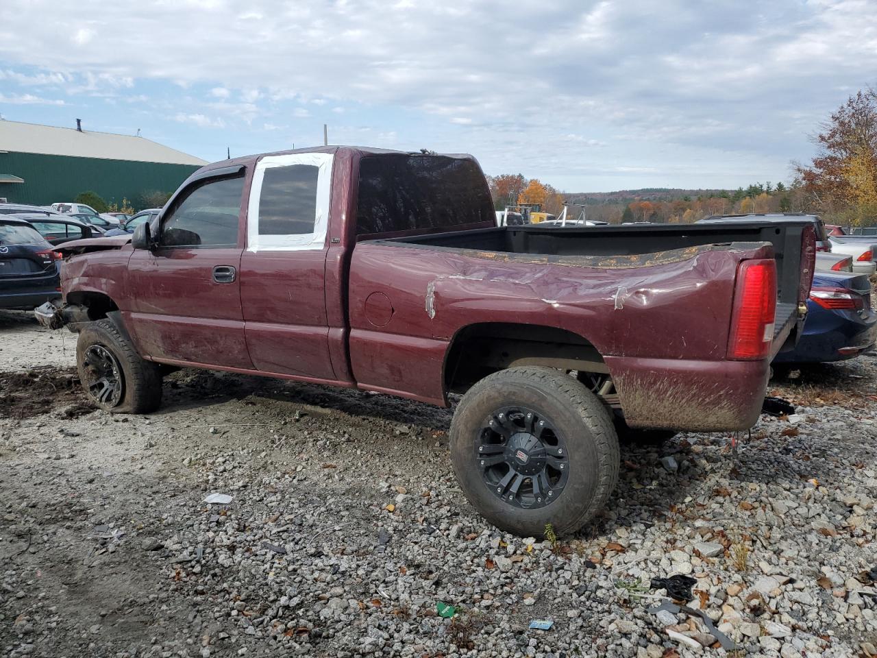 2003 Chevrolet Silverado - Image 2