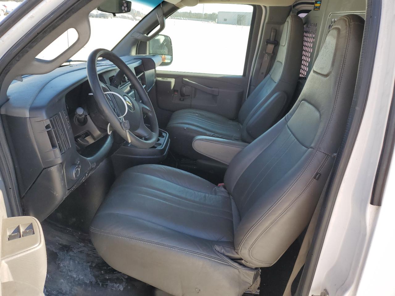 2017 Chevrolet Express G2500 VIN: 1GCWGAFF3H1102485 Lot: 74699124