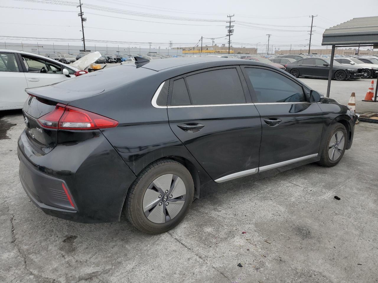 2022 Hyundai IONIQ - Image 3