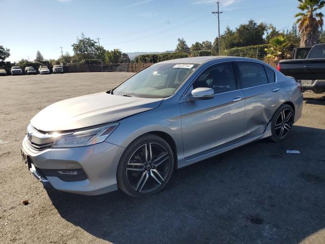  HONDA ACCORD 2017 Srebrny