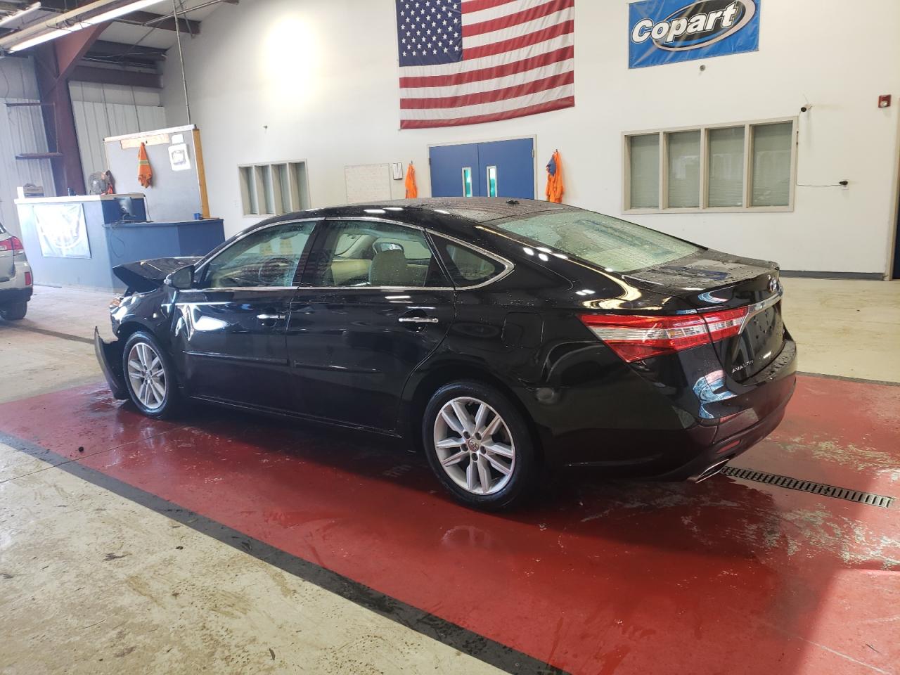 4T1BK1EB2FU136906 2015 TOYOTA AVALON - Image 2