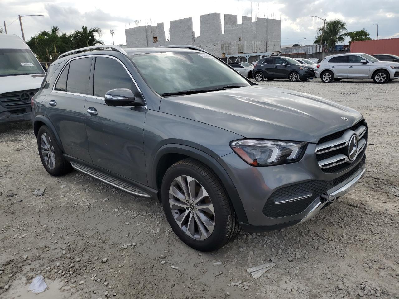 2022 Mercedes-Benz GLE - Image 4