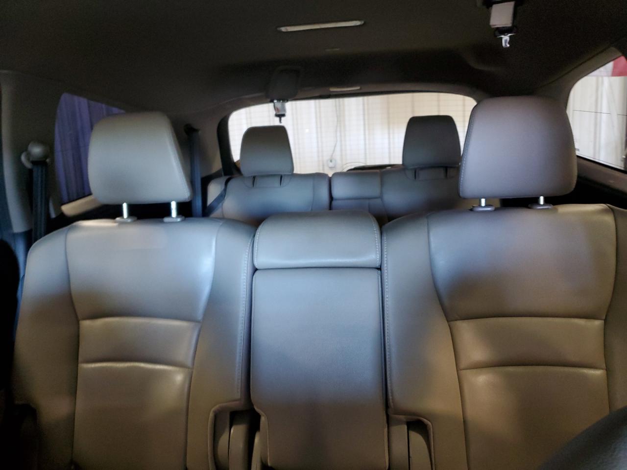 2017 Honda Pilot - Image 10