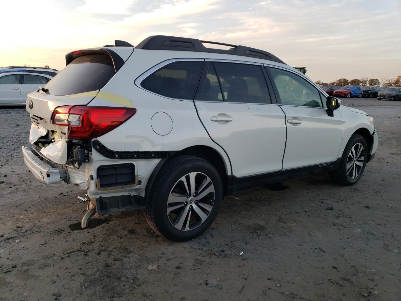 2019 Subaru Outback - Image 3