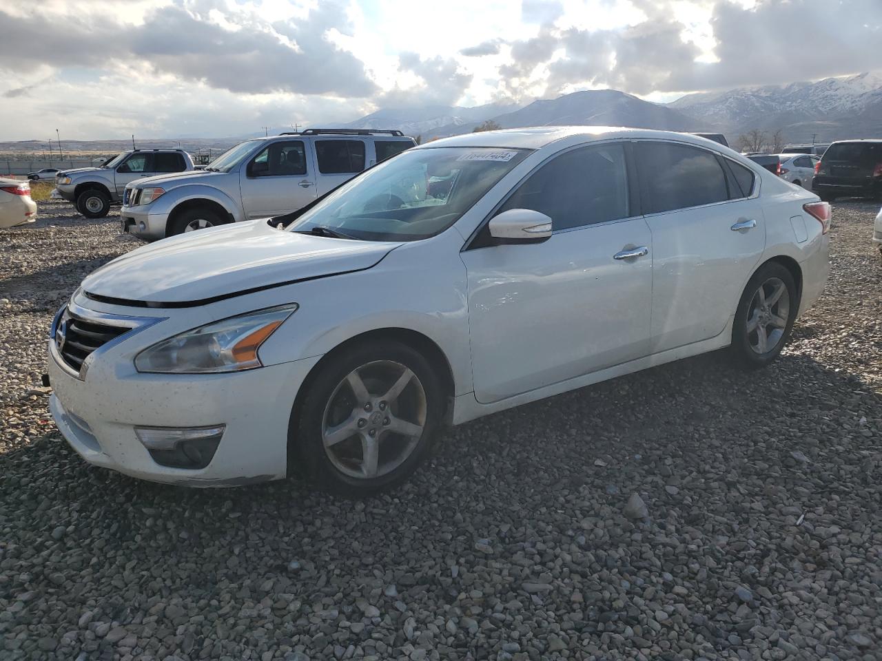 2013 Nissan Altima - Image 1