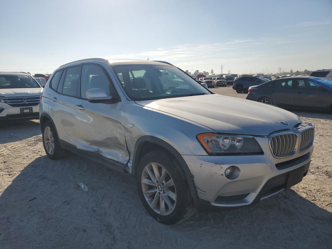 VIN 5UXWX9C50D0D02378 2013 BMW X3 no.4