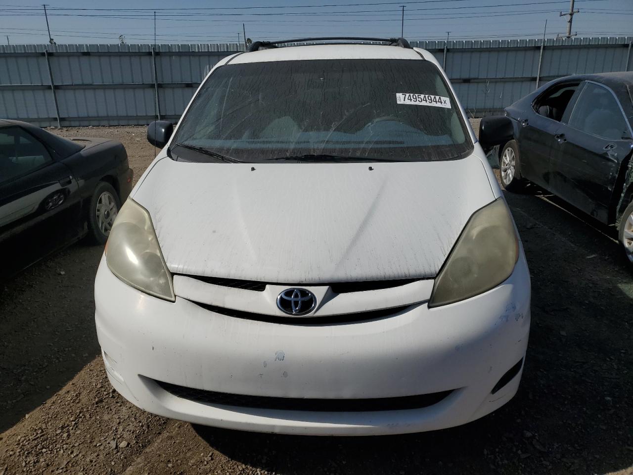 2007 Toyota Sienna - Image 5