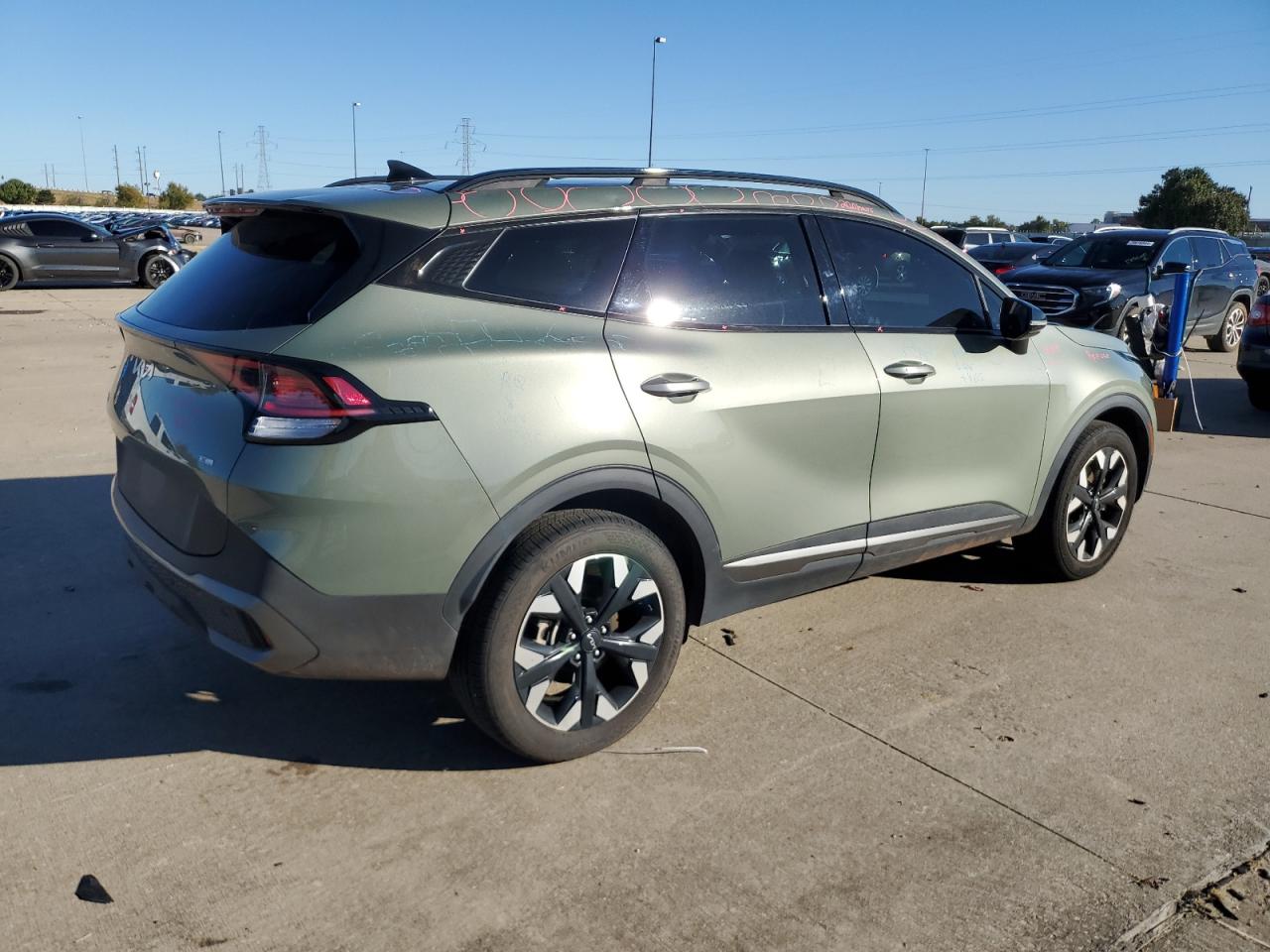 2023 Kia Sportage - Image 3