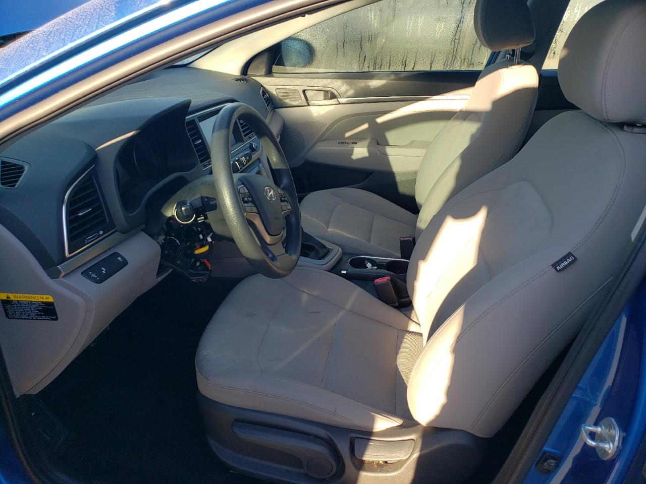 2018 Hyundai Elantra - Image 7