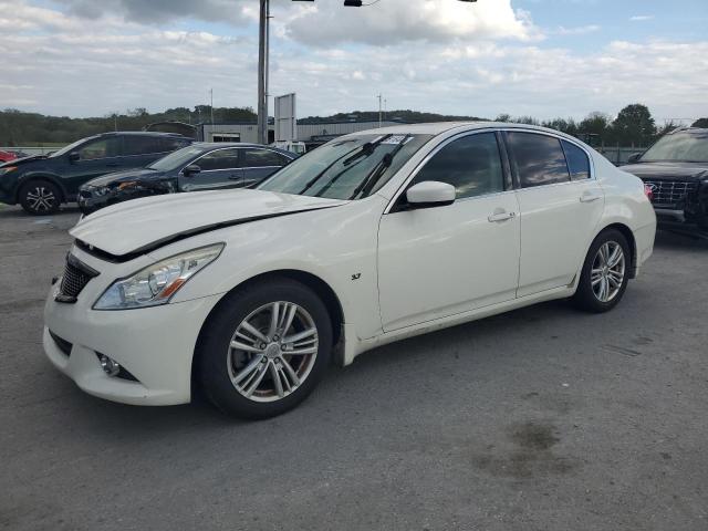 2015 Infiniti Q40 