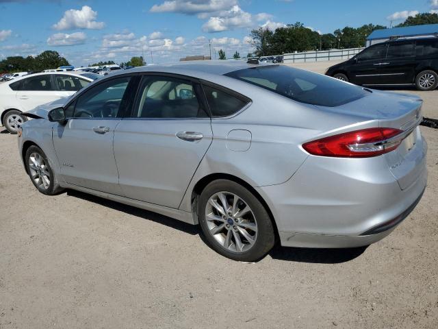  FORD FUSION 2017 Серебристый