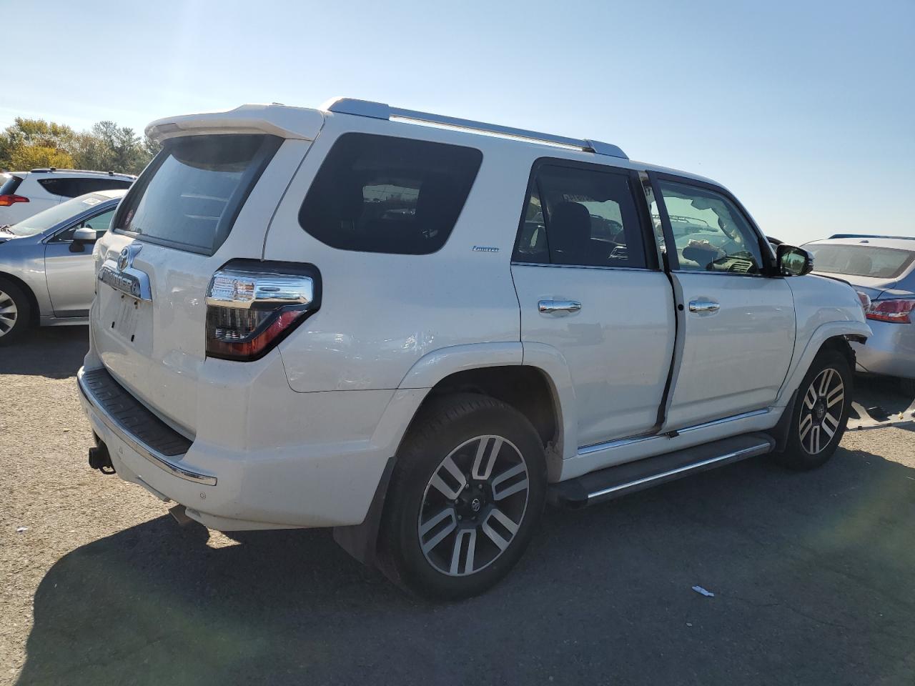 2018 Toyota 4Runner - Image 2