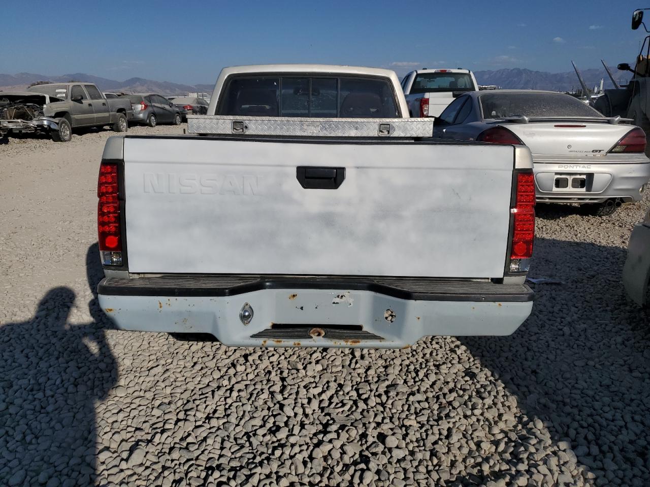 1N6ND11S7JC306979 1988 Nissan D21 Short Bed