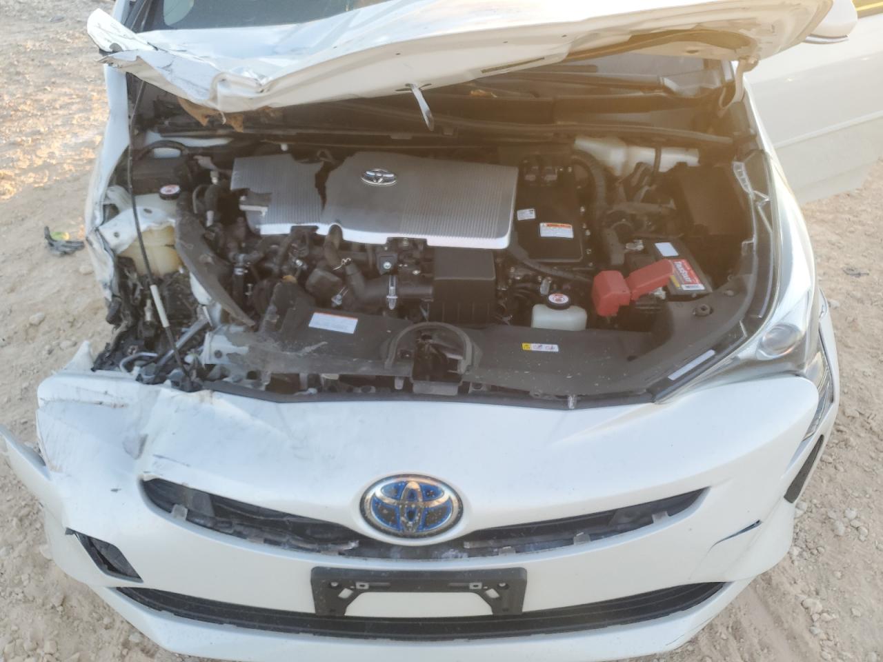 JTDKBRFU0J3067408 2018 Toyota Prius