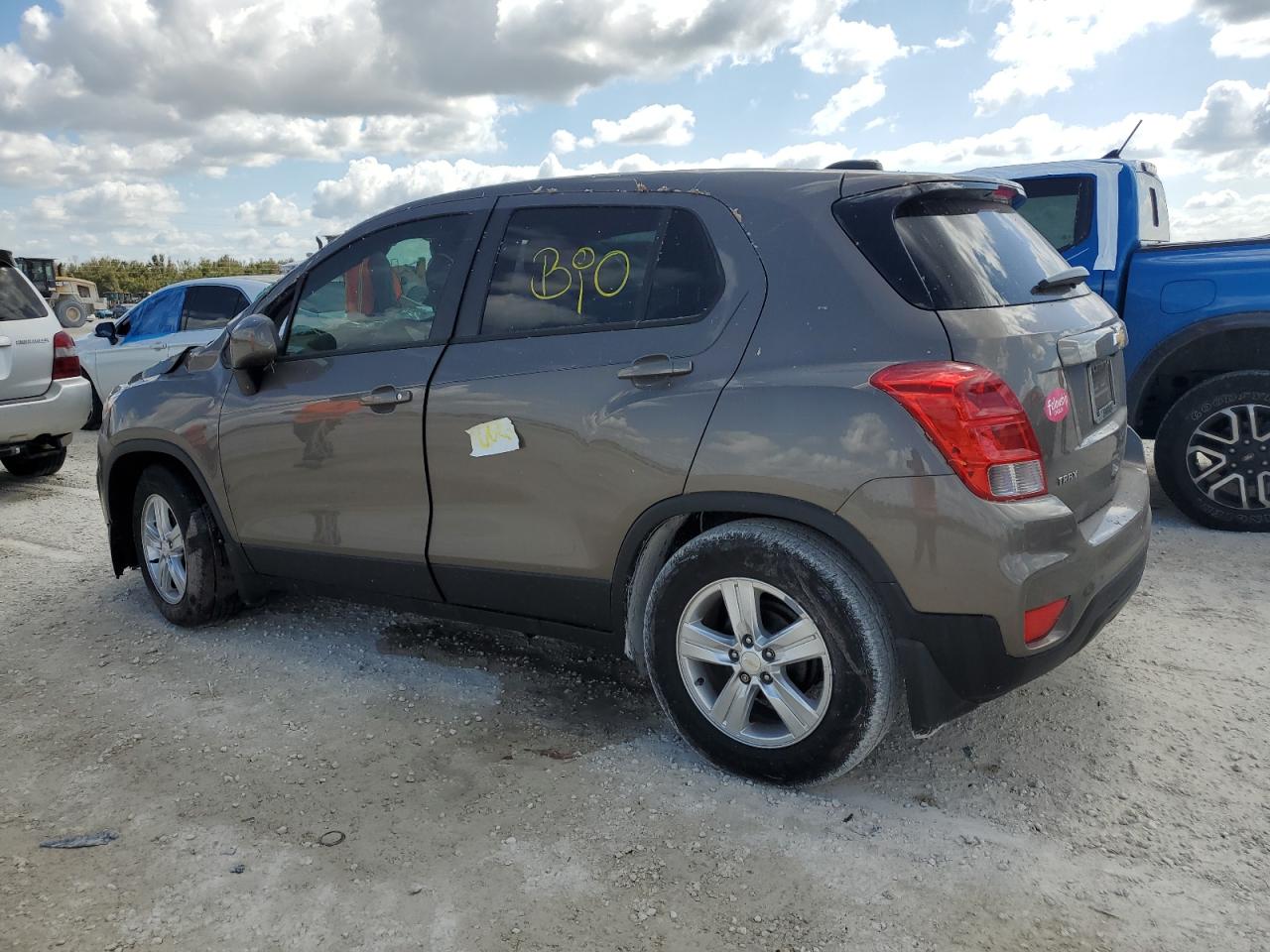 2021 Chevrolet Trax Ls VIN: KL7CJKSB3MB355627 Lot: 77548364