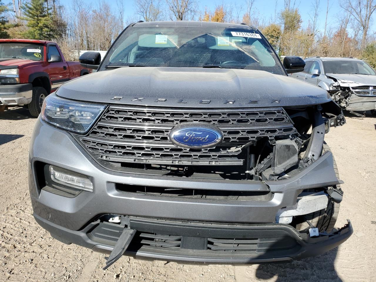 VIN 1FMSK8DH6NGB32420 2022 FORD EXPLORER no.5