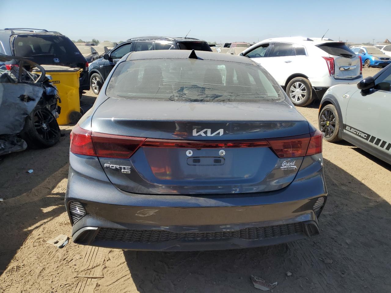 3KPF24ADXRE687683 2024 Kia Forte Lx