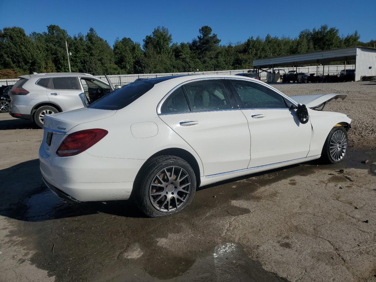 VIN 55SWF4KB2FU011153 2015 MERCEDES-BENZ C-CLASS no.3