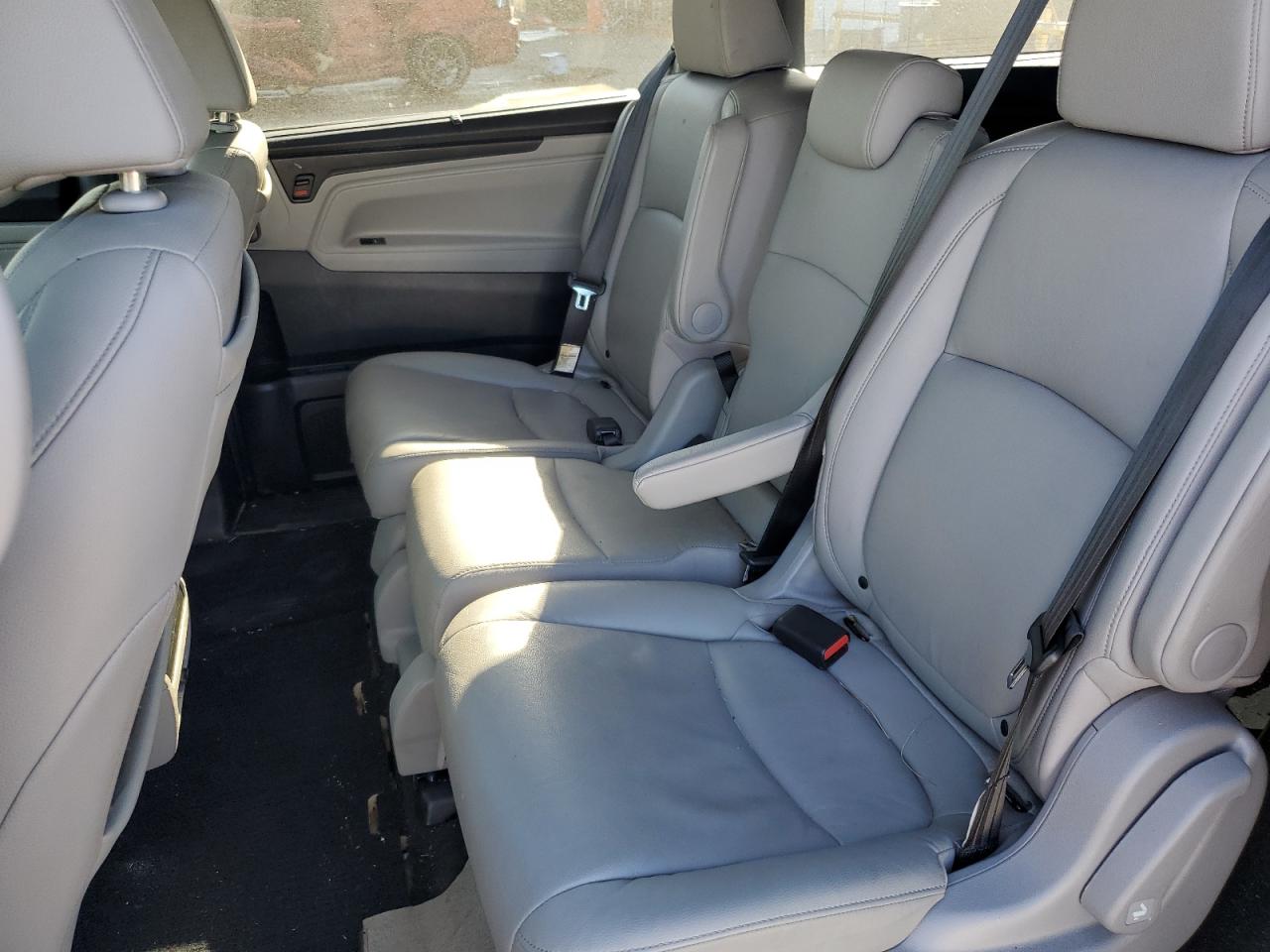 2019 Honda Odyssey - Image 11
