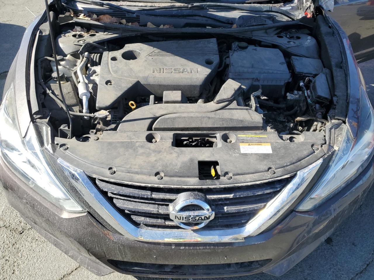 2017 Nissan Altima - Image 11
