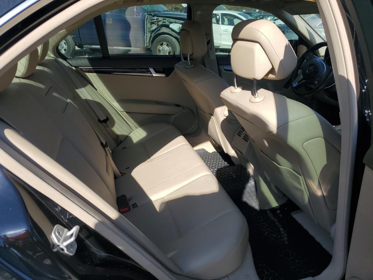 2012 Mercedes-Benz C-klasse - Image 10