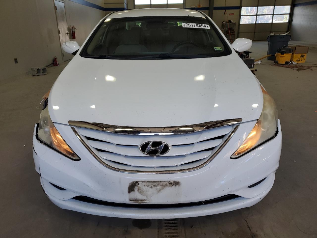 2011 Hyundai Sonata - Image 5