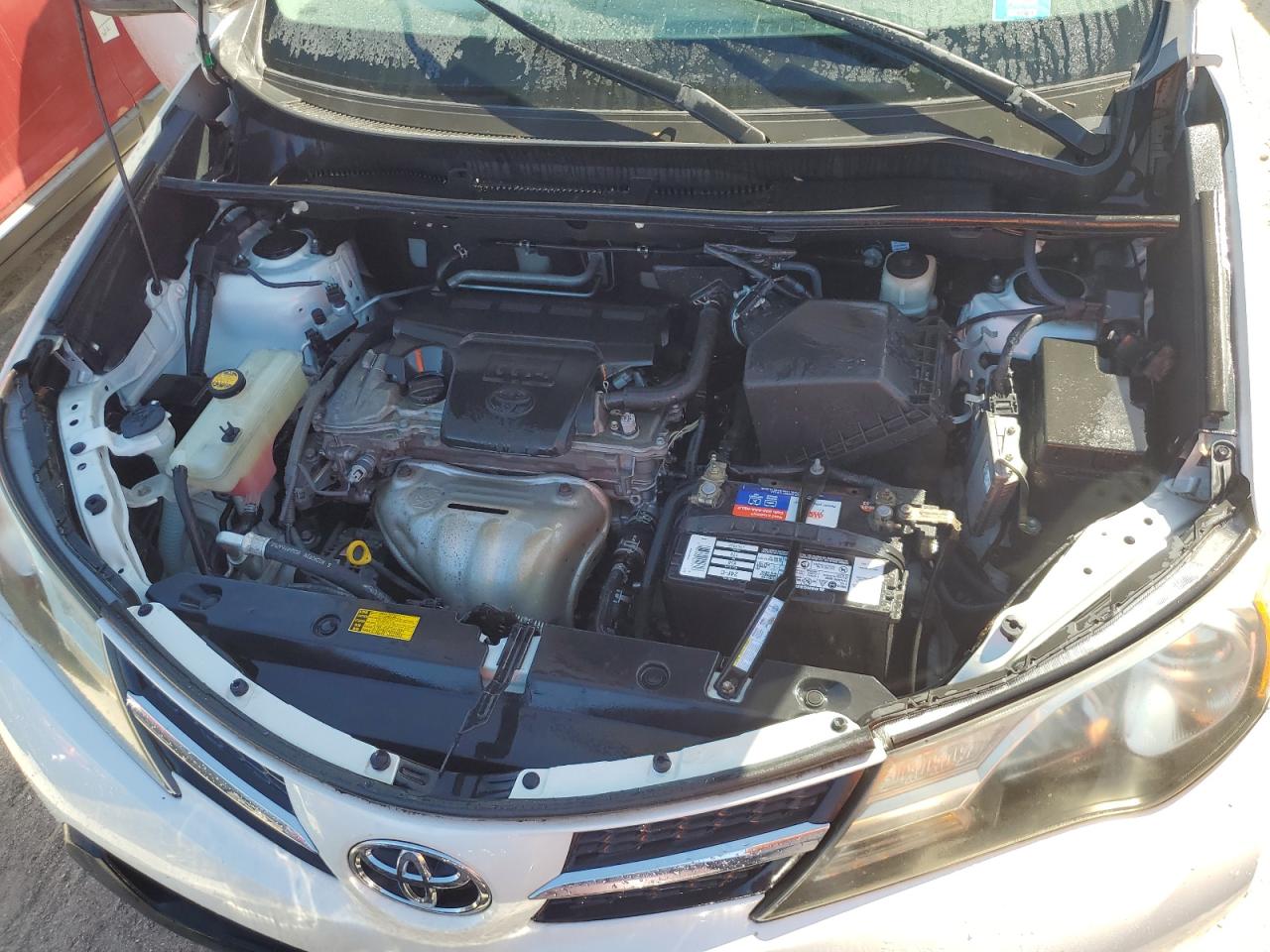 2015 Toyota RAV 4 - Image 12