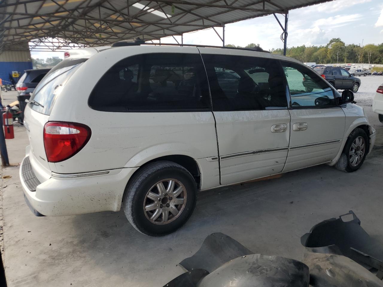 2005 Chrysler Town & Country Touring VIN: 2C4GP54L95R511635 Lot: 73500814