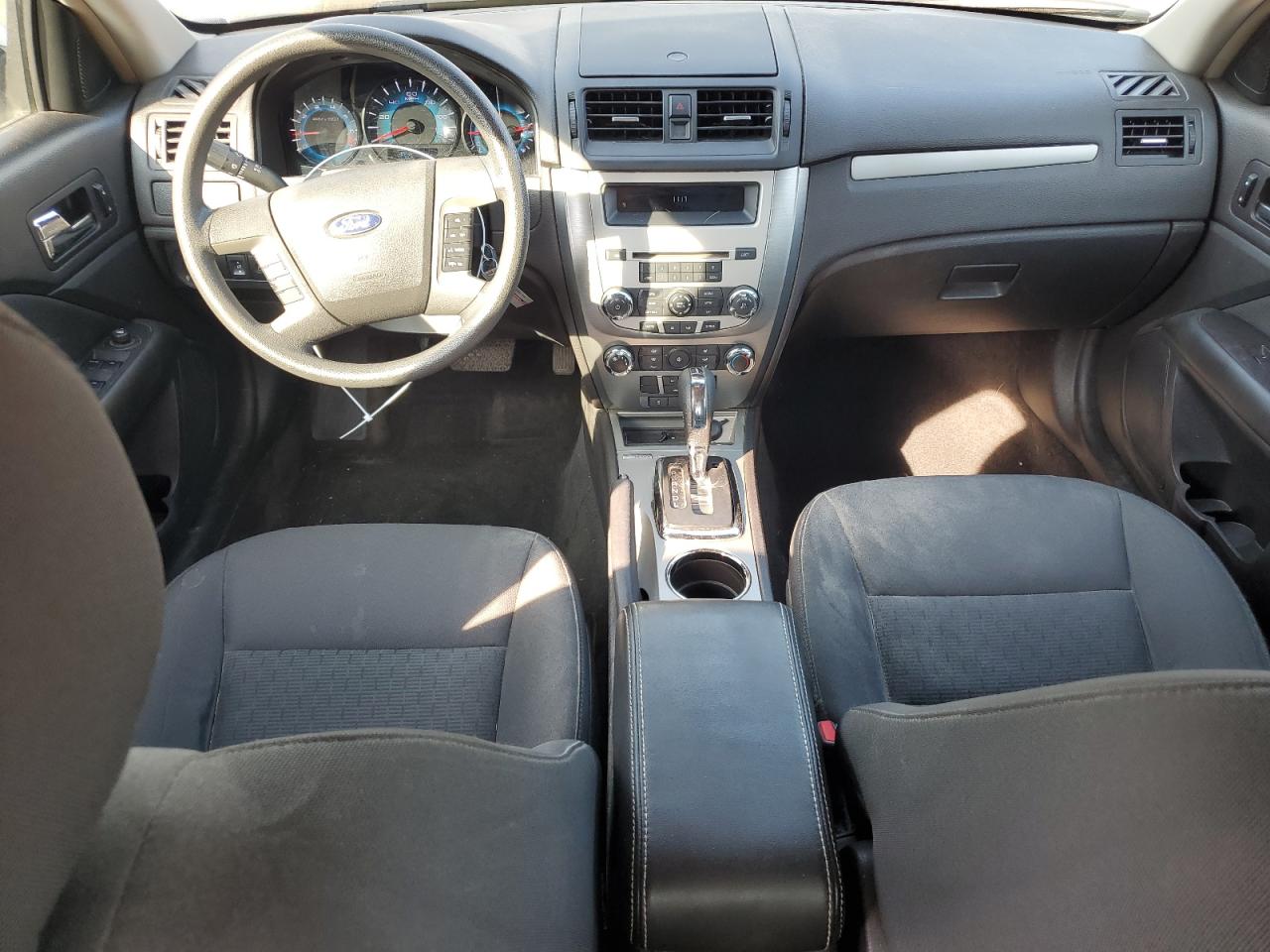 2010 Ford Fusion - Image 8