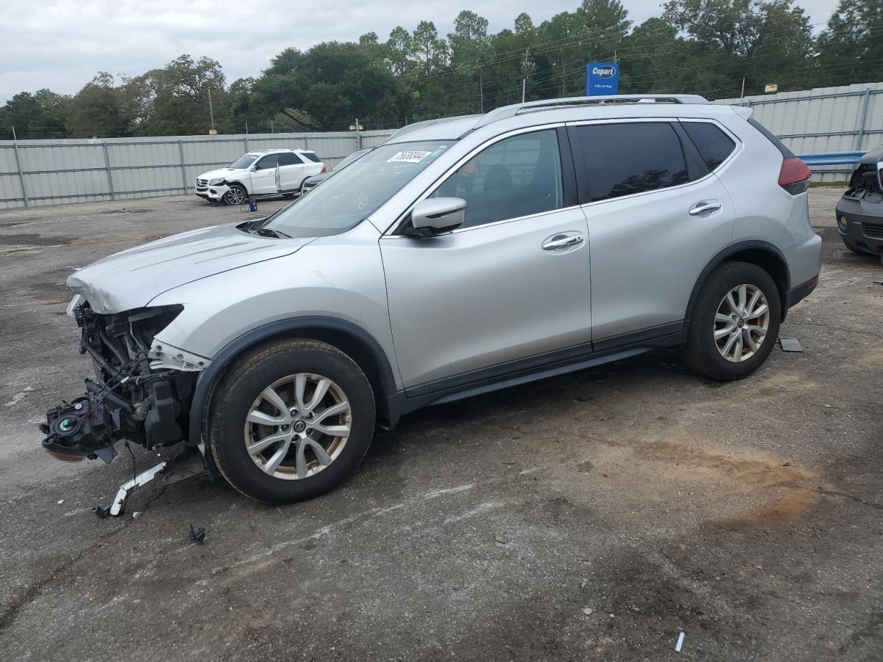 2018 Nissan Rogue - Image 1