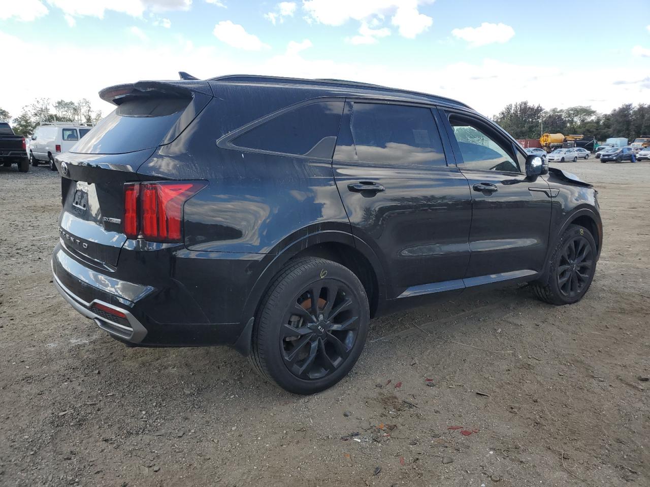 2021 Kia Sorento - Image 3