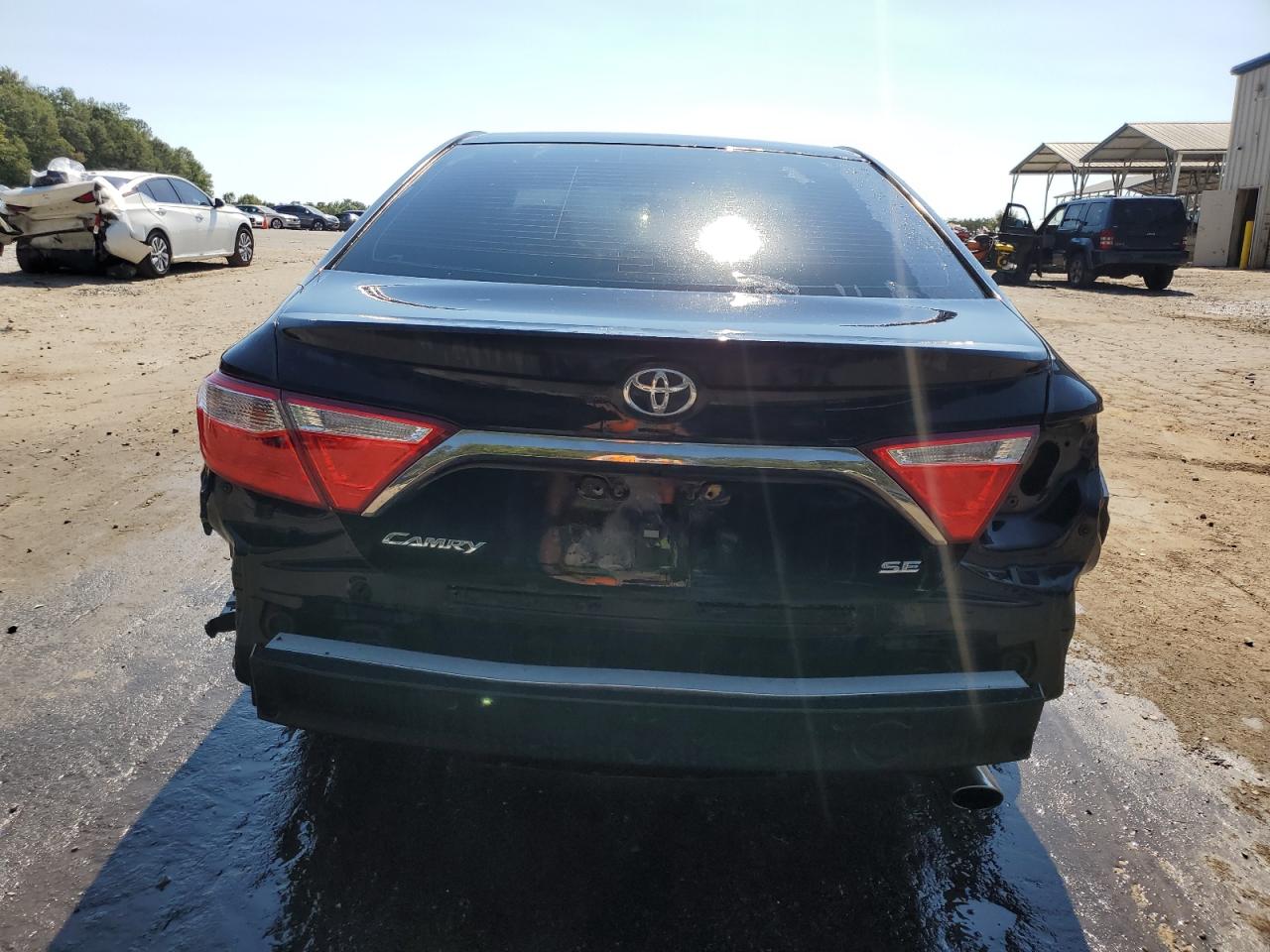 4T1BF1FK1GU230957 2016 Toyota Camry Le