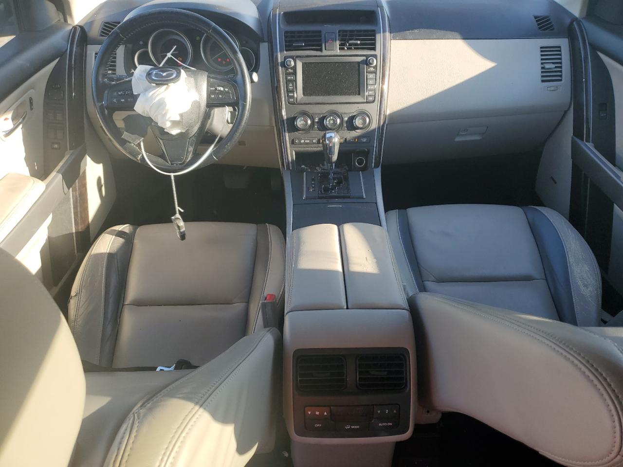 2010 Mazda CX-9 - Image 8