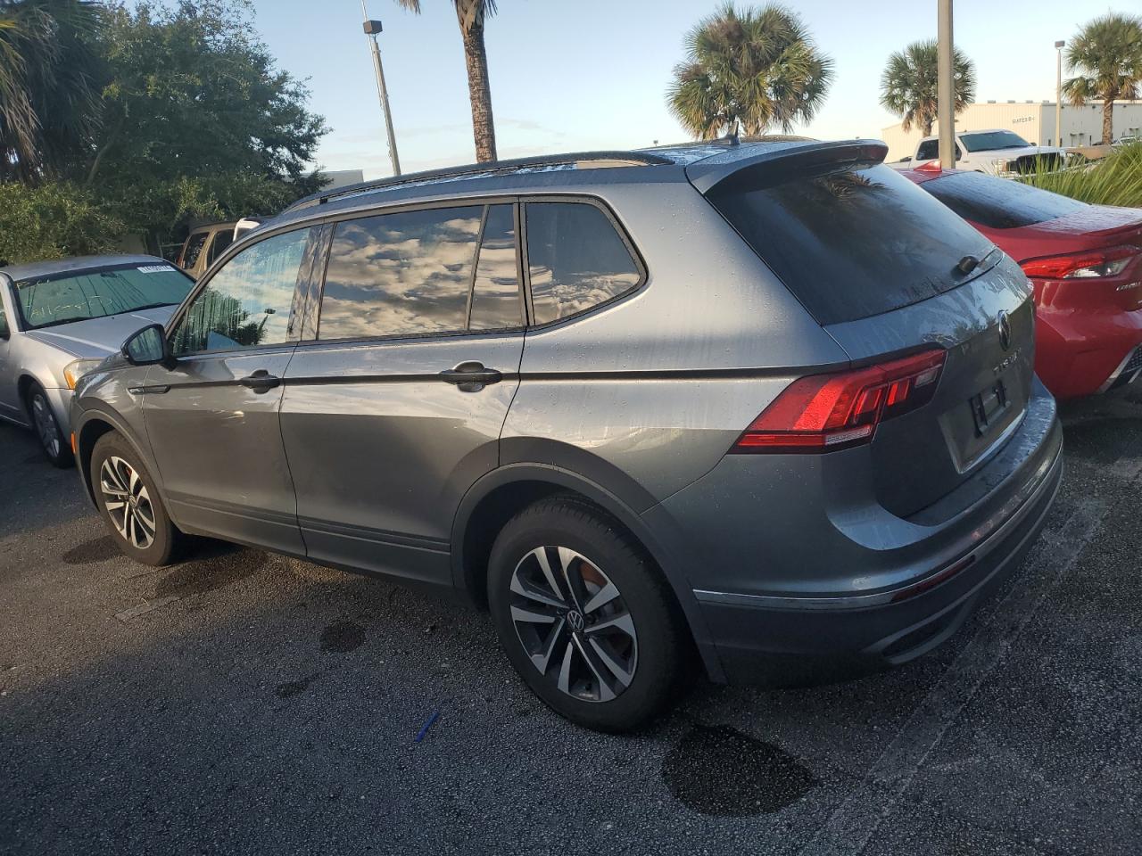 3VVRB7AX6PM070410 Volkswagen Tiguan 2023. Фото: 1