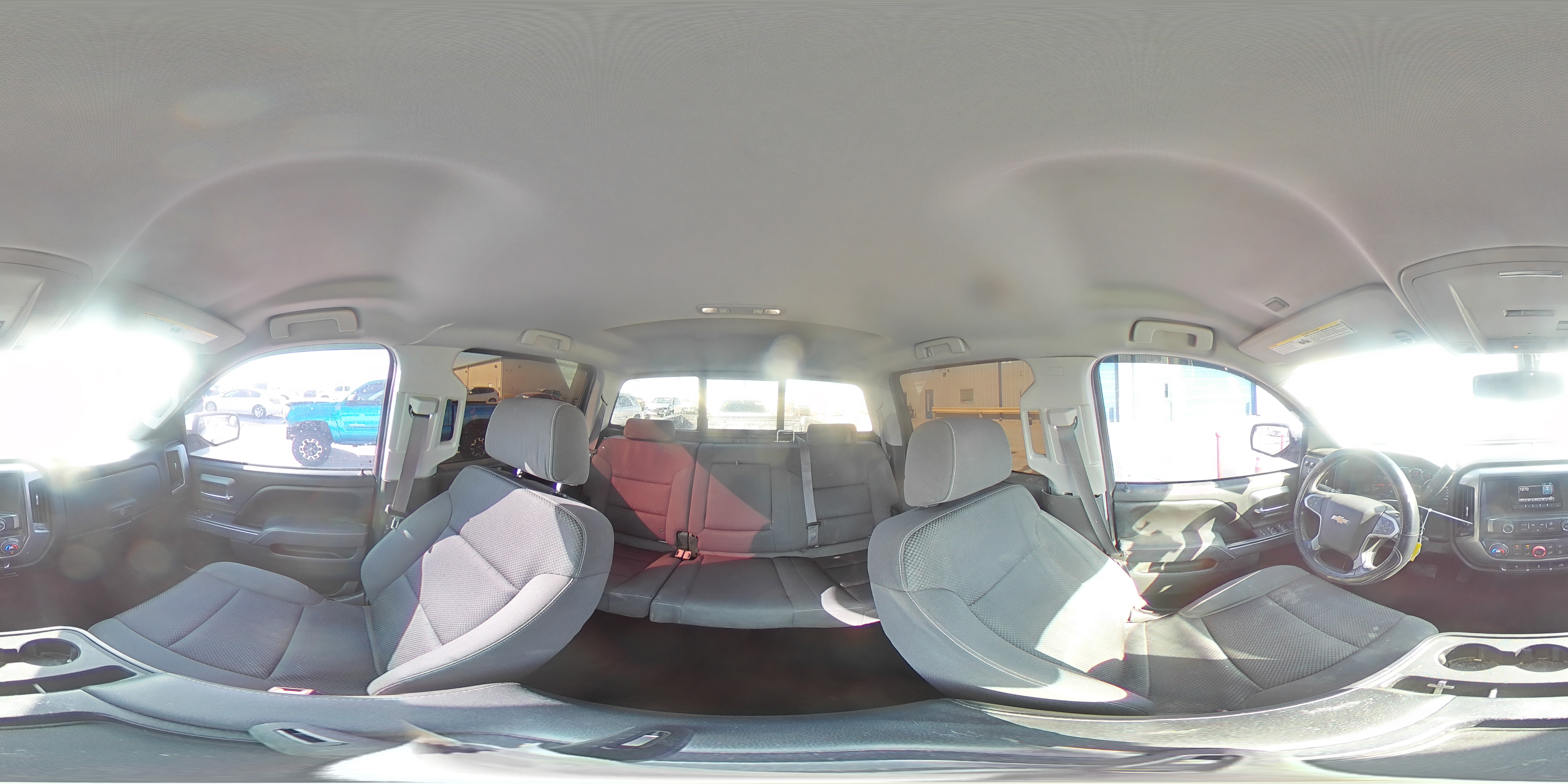 2015 Chevrolet Silverado - Image 14