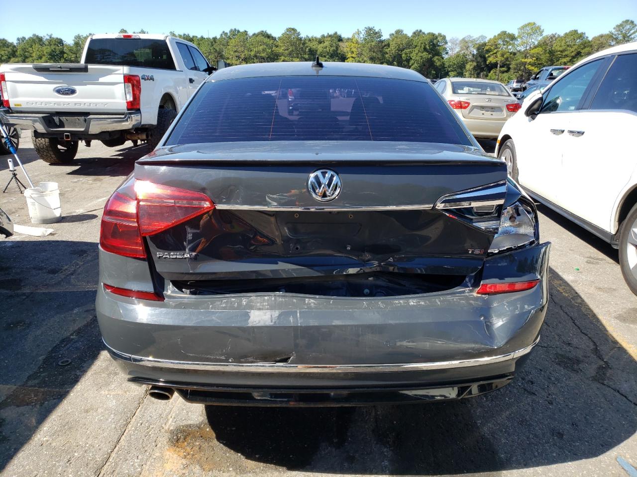 2017 Volkswagen Passat R-Line VIN: 1VWDT7A33HC013732 Lot: 76119984