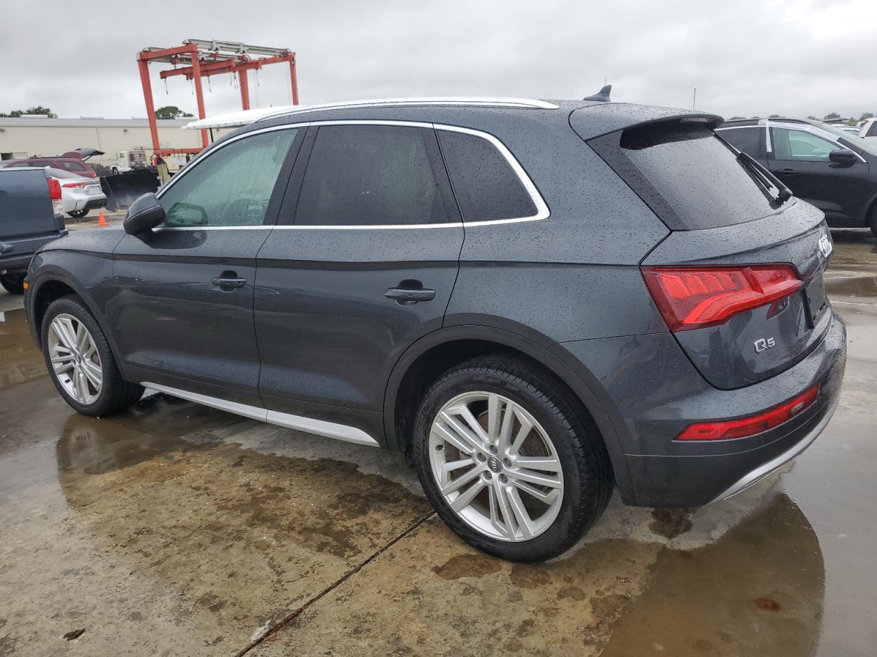 WA1BNAFY1J2240459 2018 AUDI Q5 - Image 2