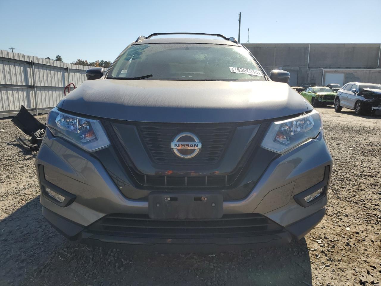 2018 Nissan Rogue - Image 5