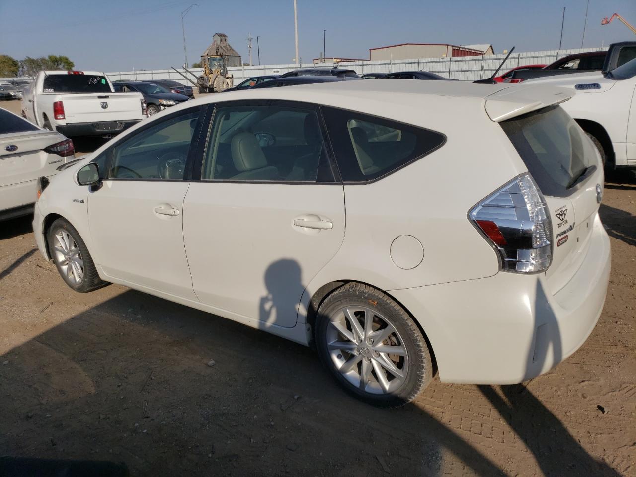 VIN JTDZN3EU0D3225013 2013 TOYOTA PRIUS no.2