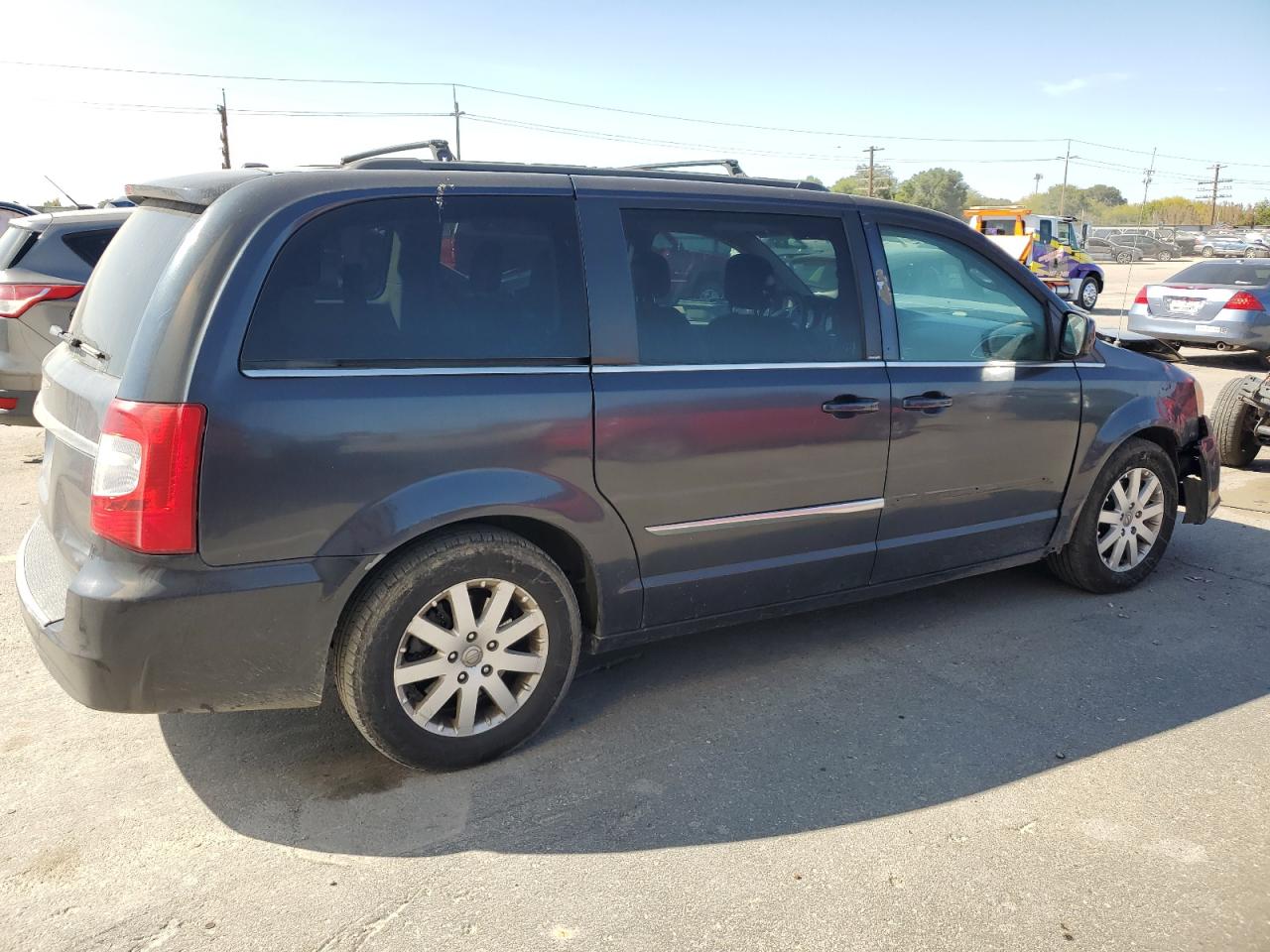 2013 Chrysler Town & Country Touring VIN: 2C4RC1BG1DR696992 Lot: 73099974