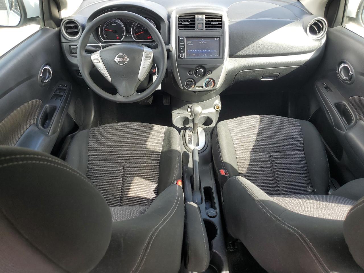 VIN 3N1CN7AP4KL867753 2019 NISSAN VERSA no.8