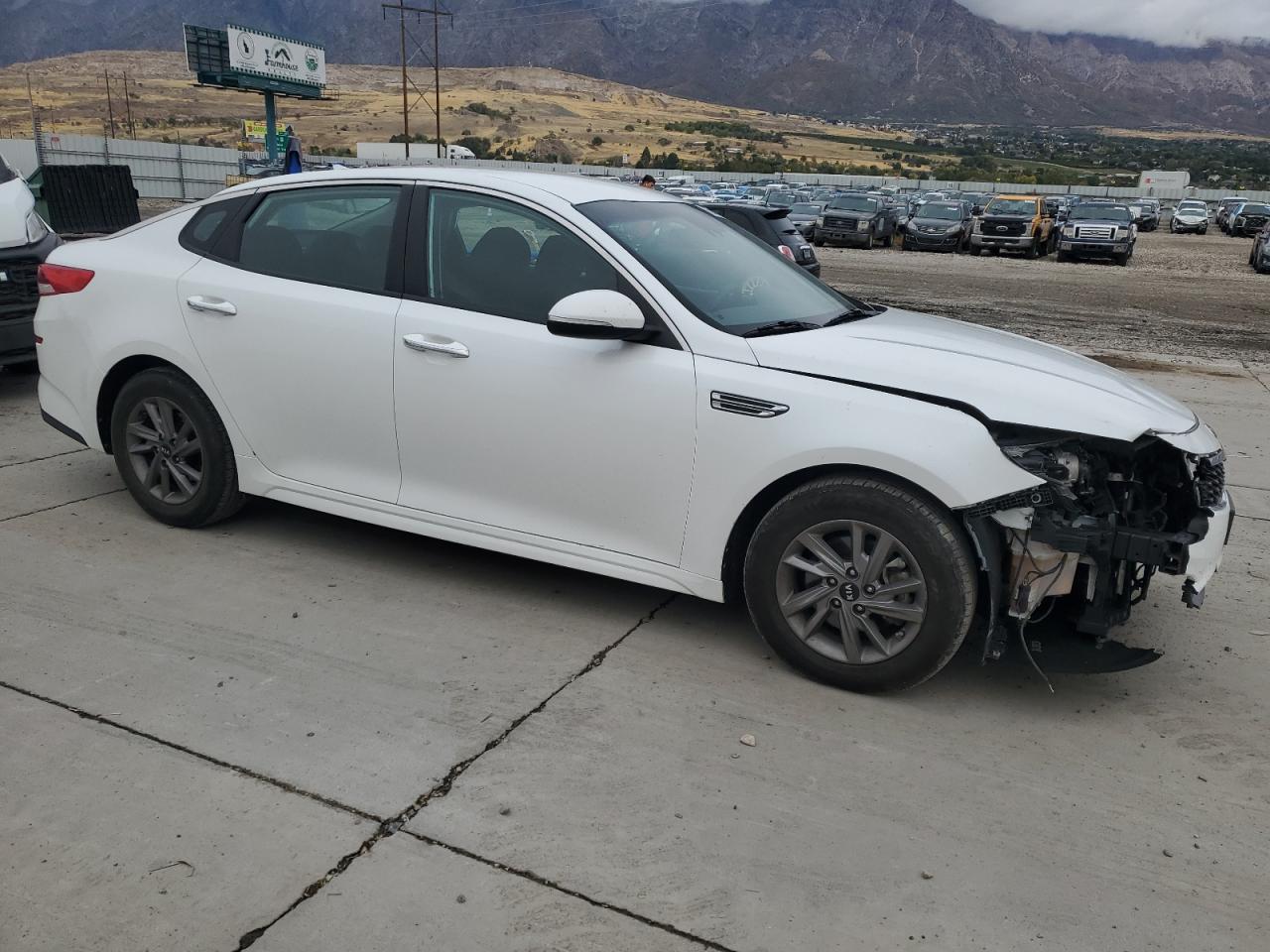2020 Kia Optima - Image 4