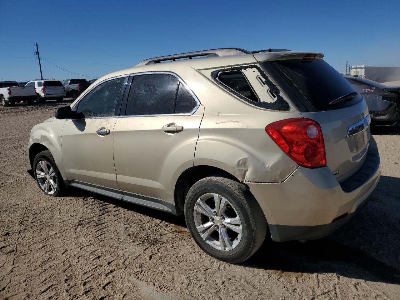 2012 Chevrolet Equinox - Image 2