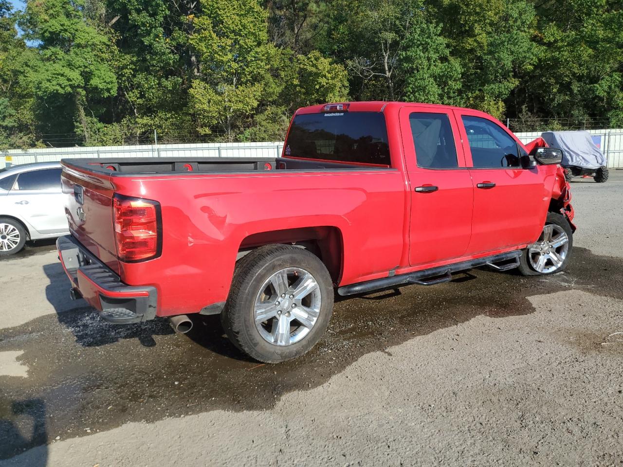 2016 Chevrolet Silverado - Image 3