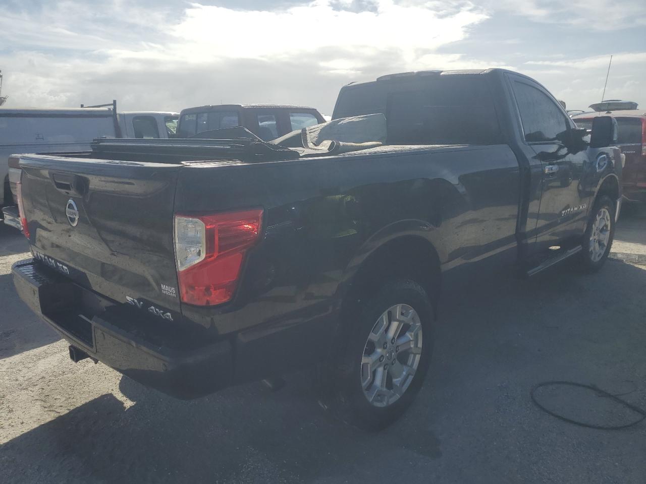 2018 Nissan Titan - Image 3